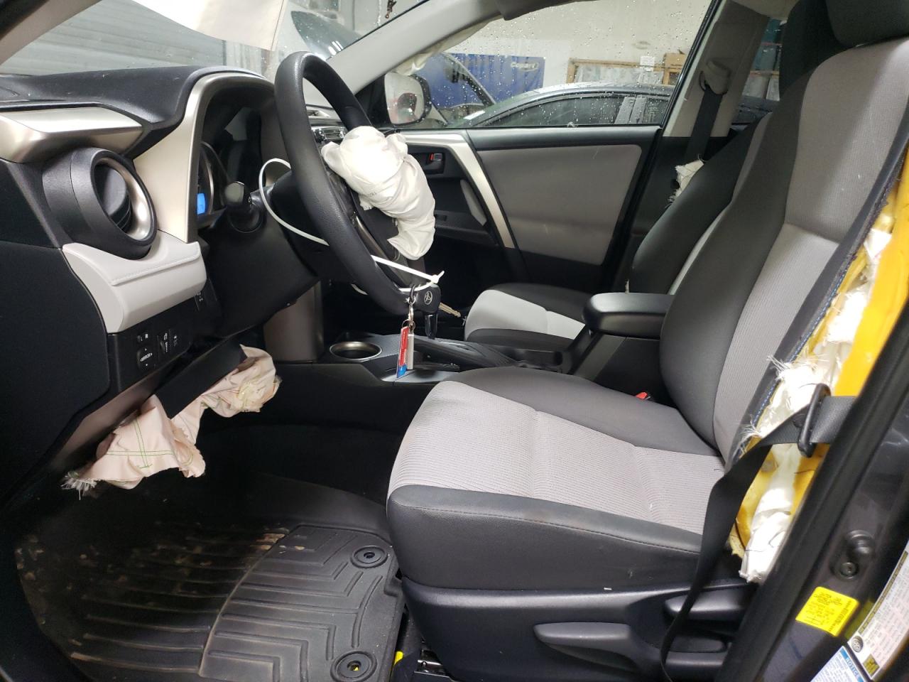 2015 Toyota RAV 4 - Image 7