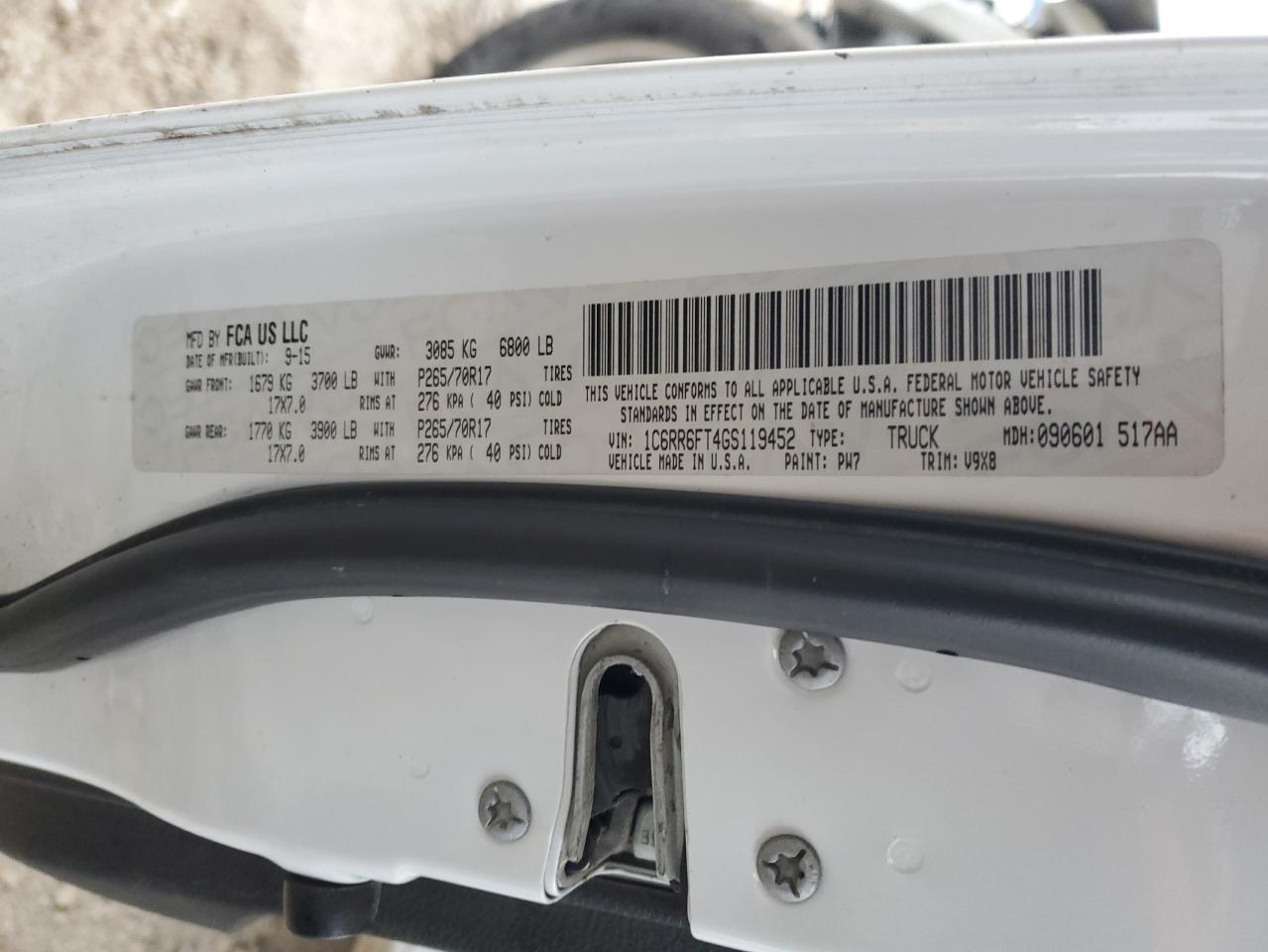 2016 RAM 1500 - Image 12