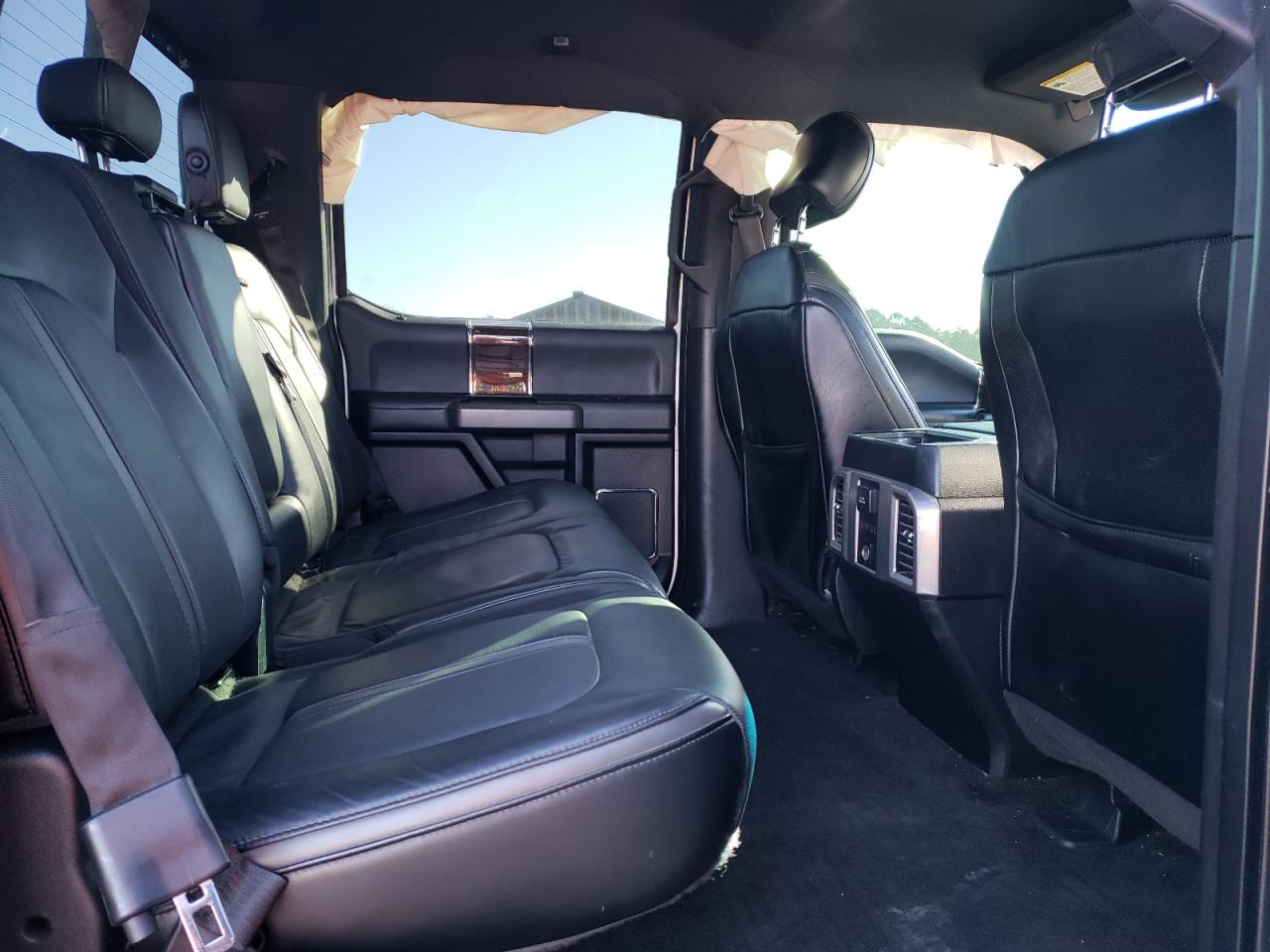 2015 Ford F-150 - Image 10