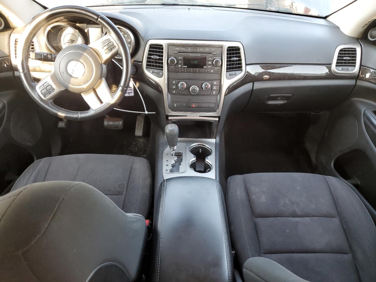 2012 Jeep Grand Cherokee - Image 8