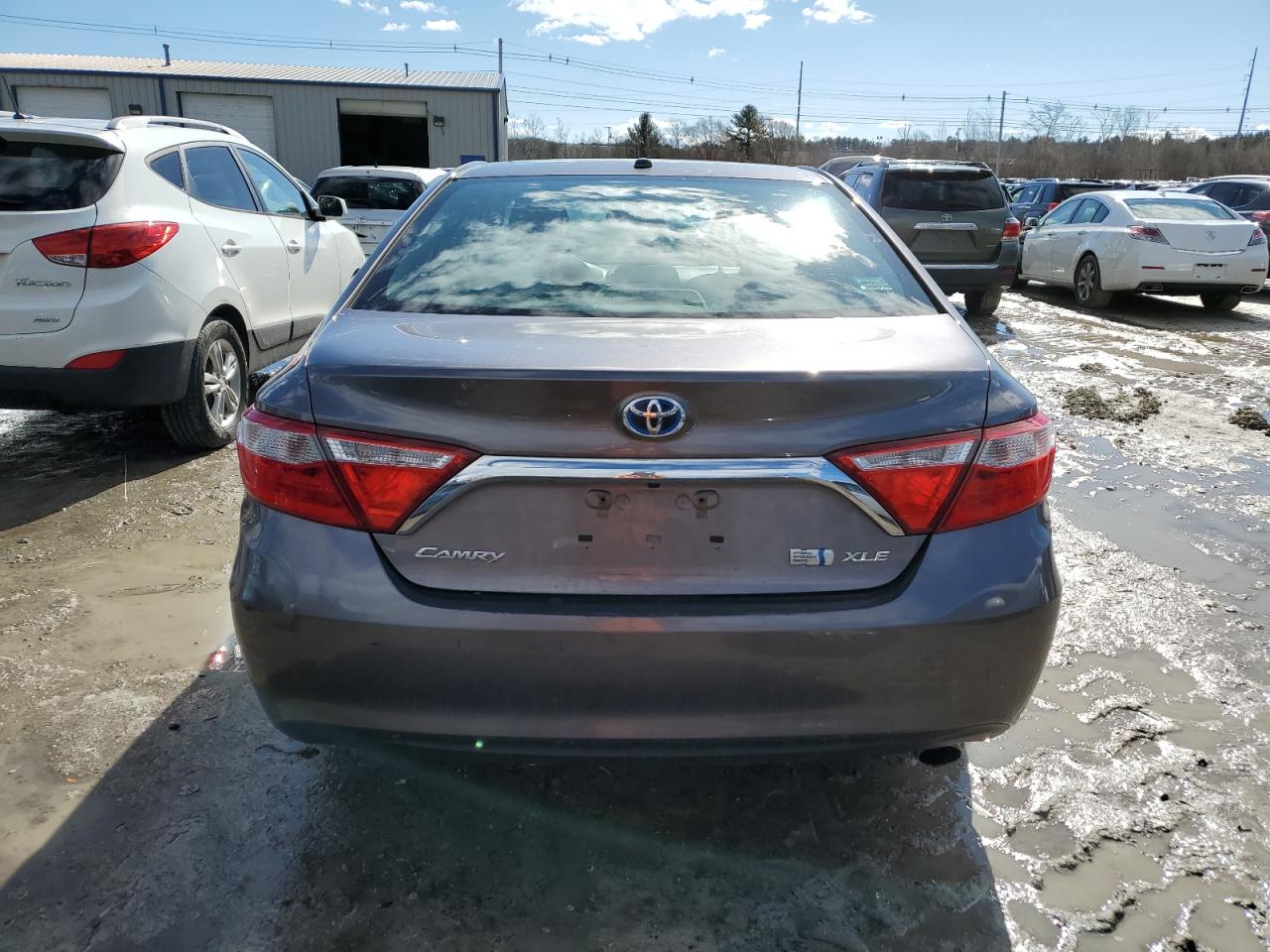 2015 Toyota Camry - Image 6