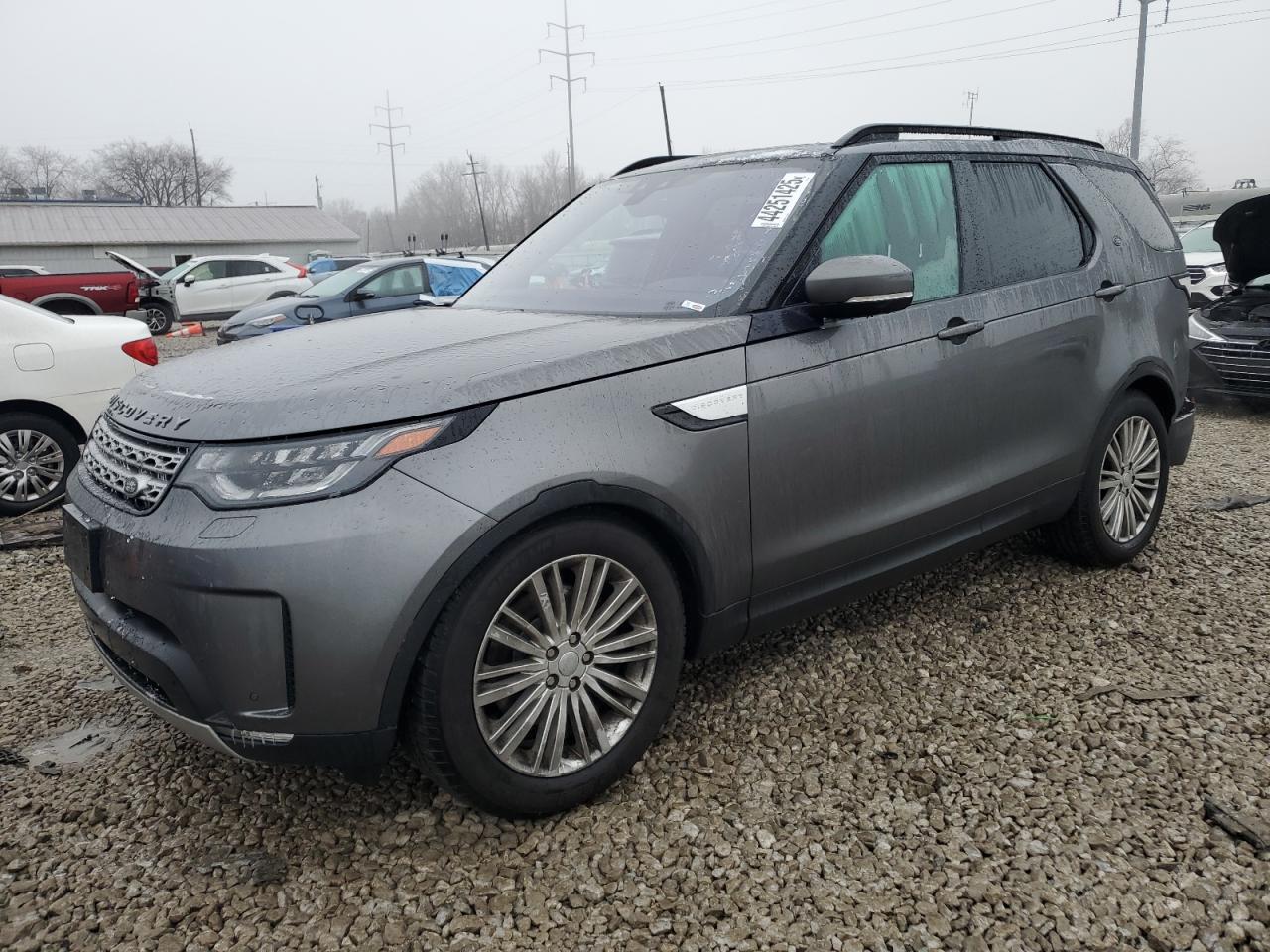 2017 Land Rover Discovery - Image 1