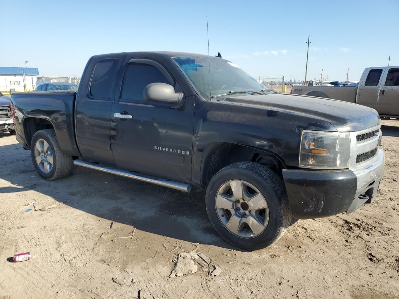 2008 Chevrolet Silverado - Image 4