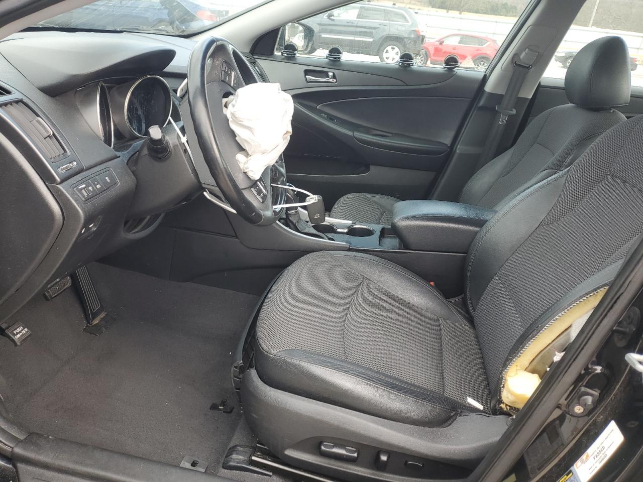 2011 Hyundai Sonata - Image 7