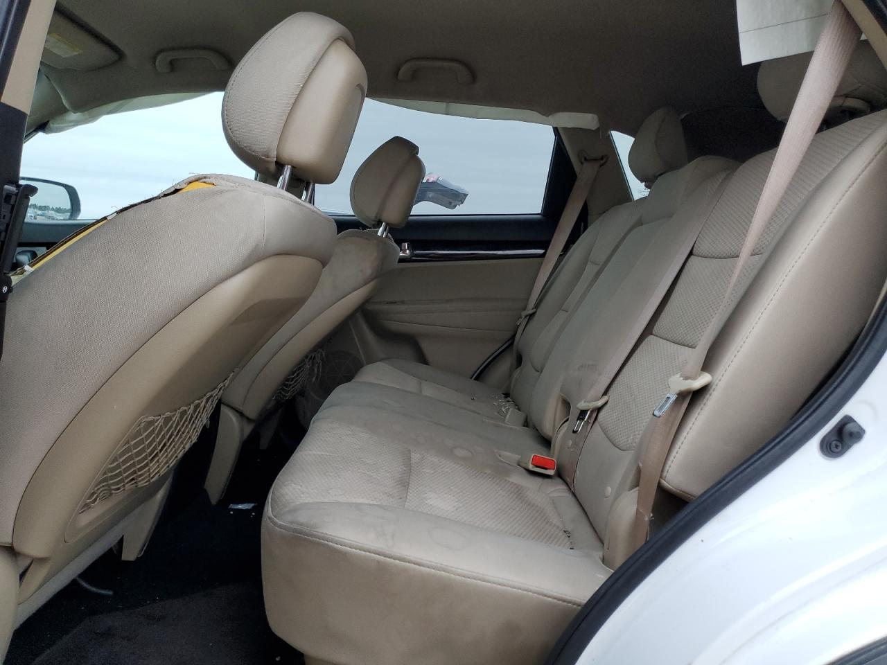 2011 Kia Sorento - Image 11