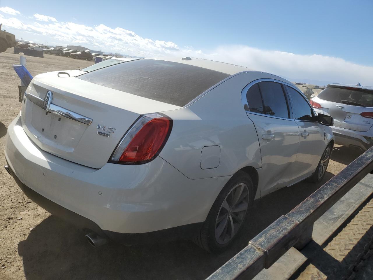 2009 Lincoln MKS - Image 3