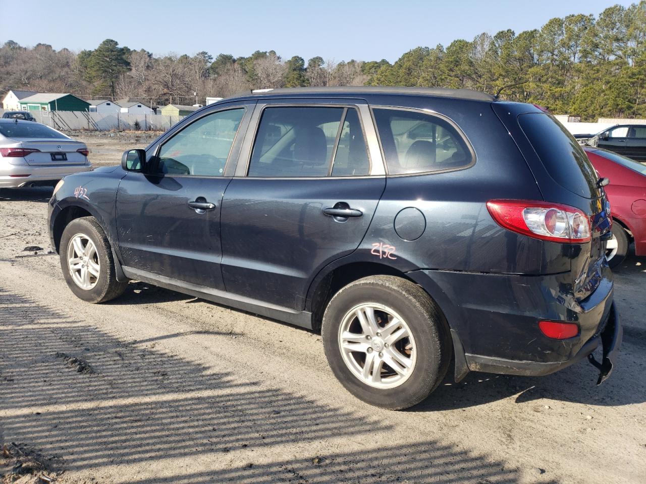 2012 Hyundai Santa Fe - Image 2