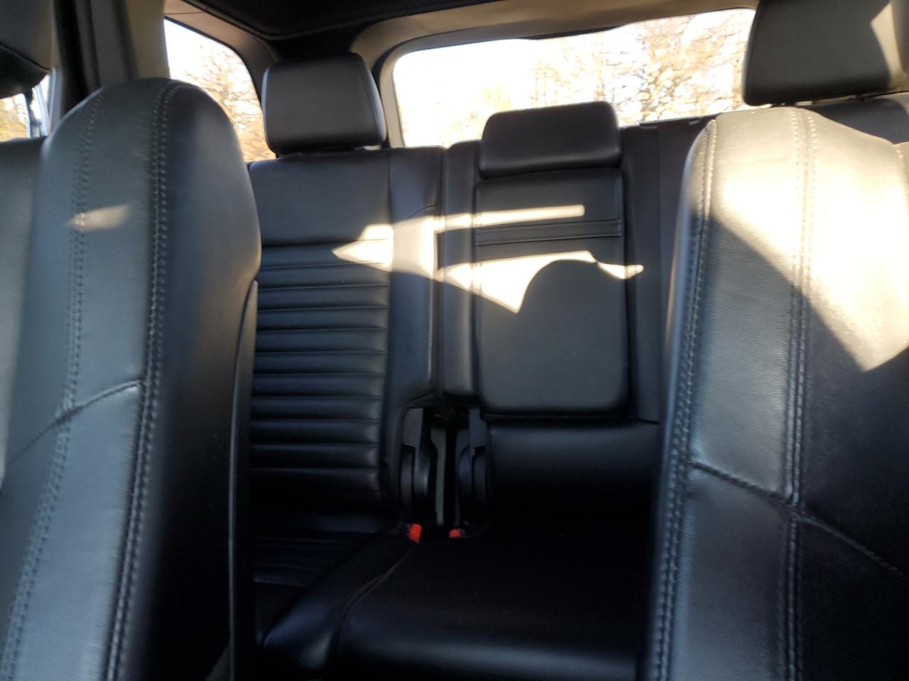 2020 Jeep Grand Cherokee - Image 10