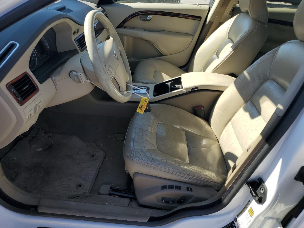 2008 Volvo XC70 - Image 7