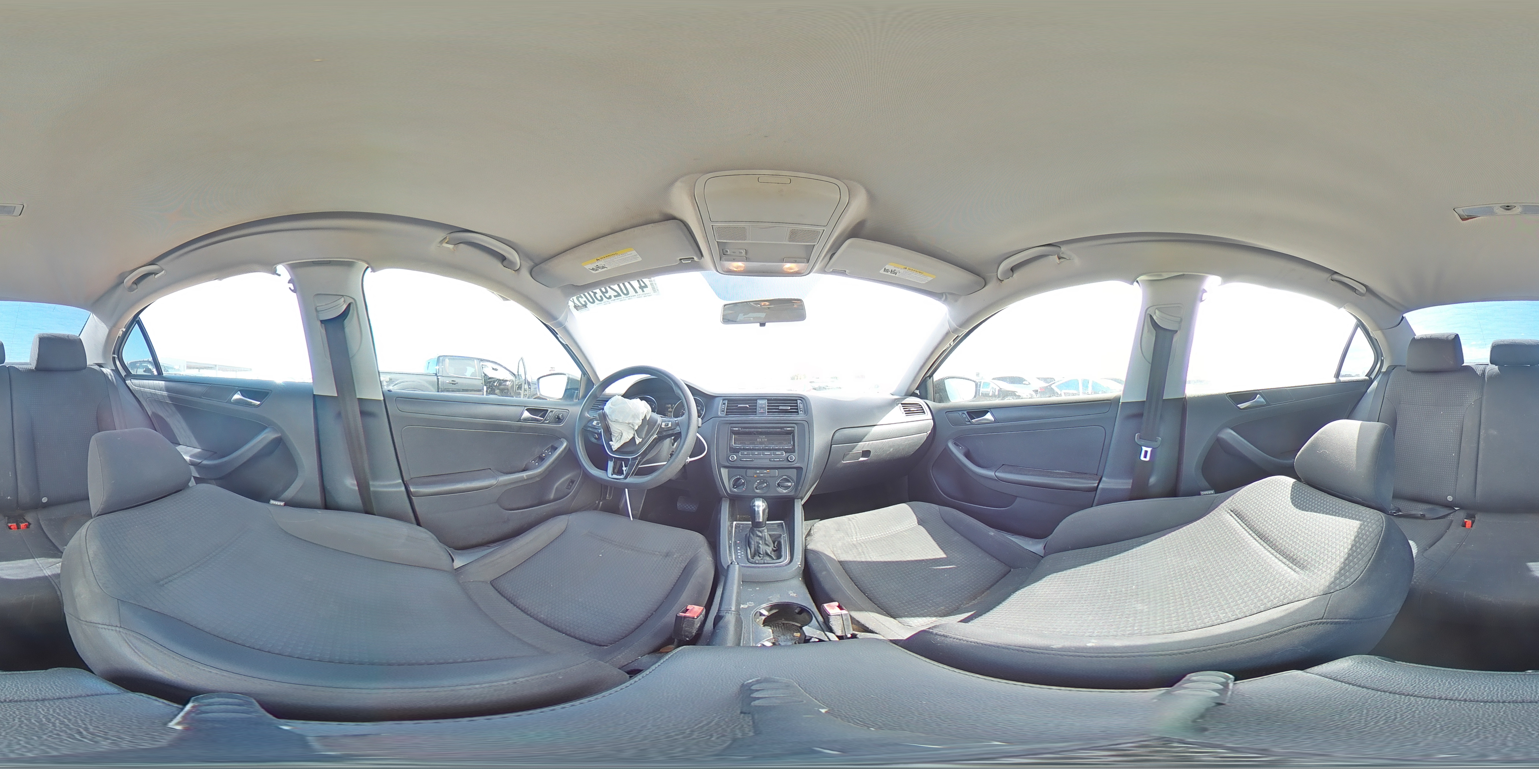 2015 Volkswagen Jetta - Image 13