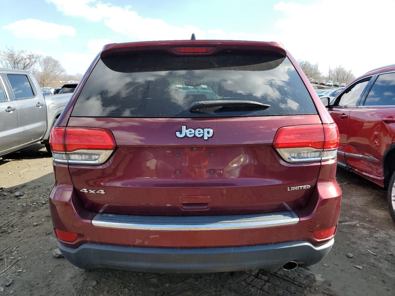 2017 Jeep Grand Cherokee - Image 6