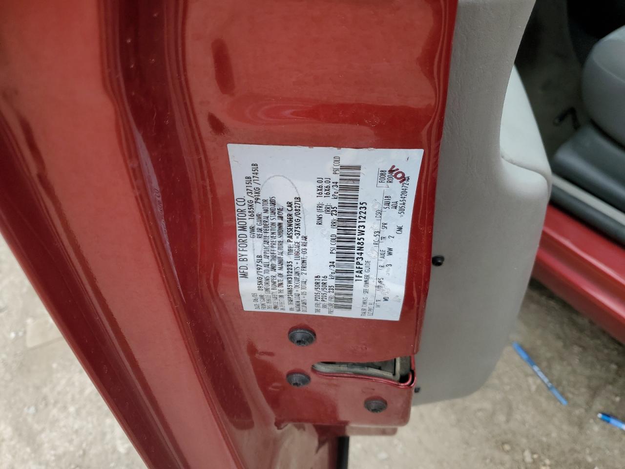 2005 Ford Focus - Image 14