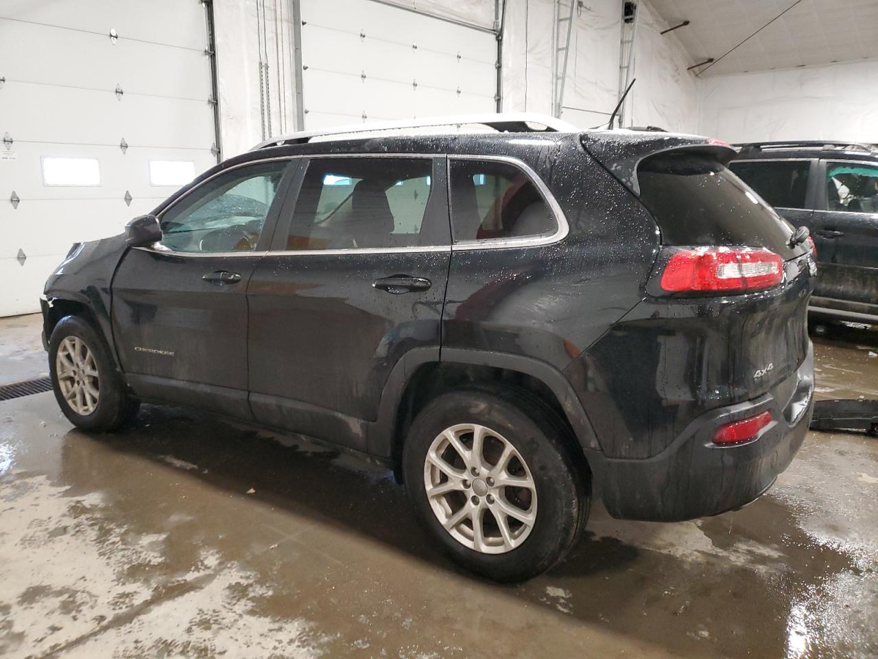 2017 Jeep Grand Cherokee - Image 2