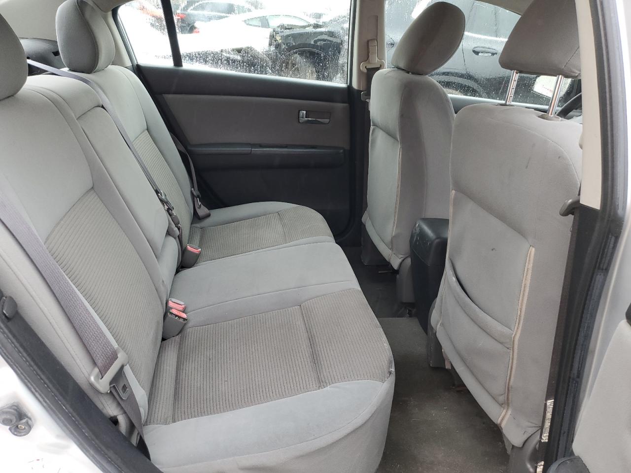 2011 Nissan Sentra - Image 10
