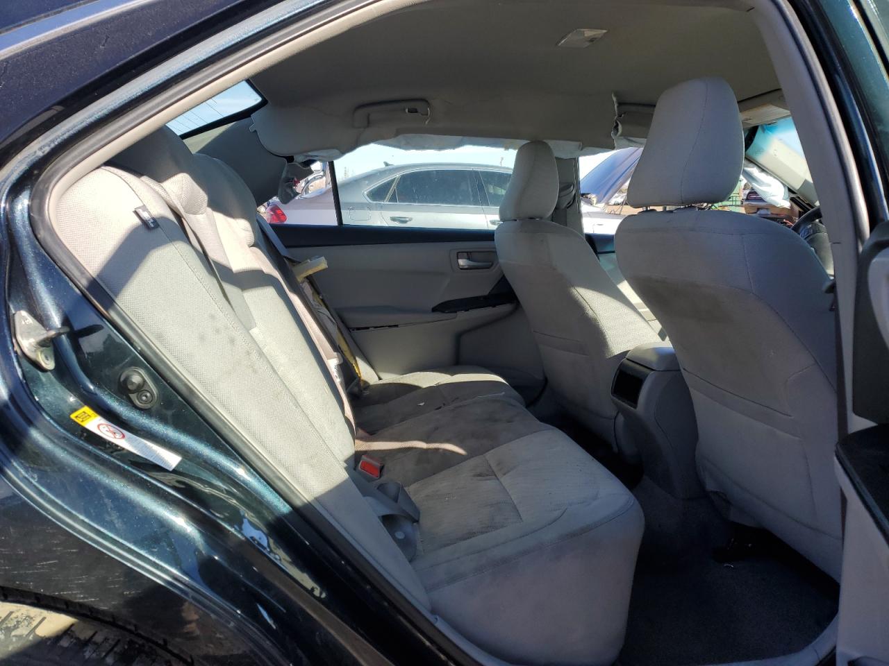 2015 Toyota Camry - Image 10