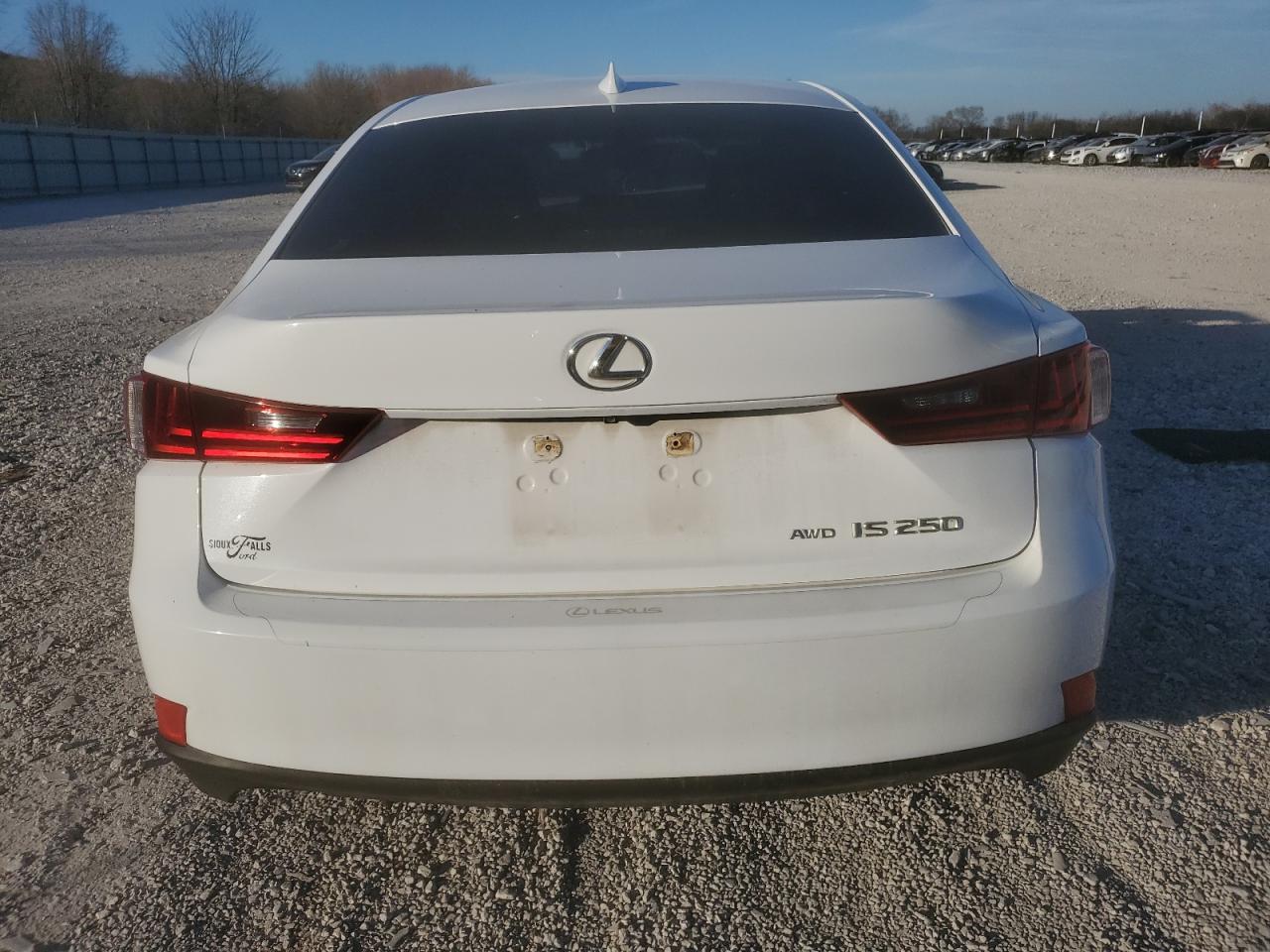 2014 Lexus IS - Image 6