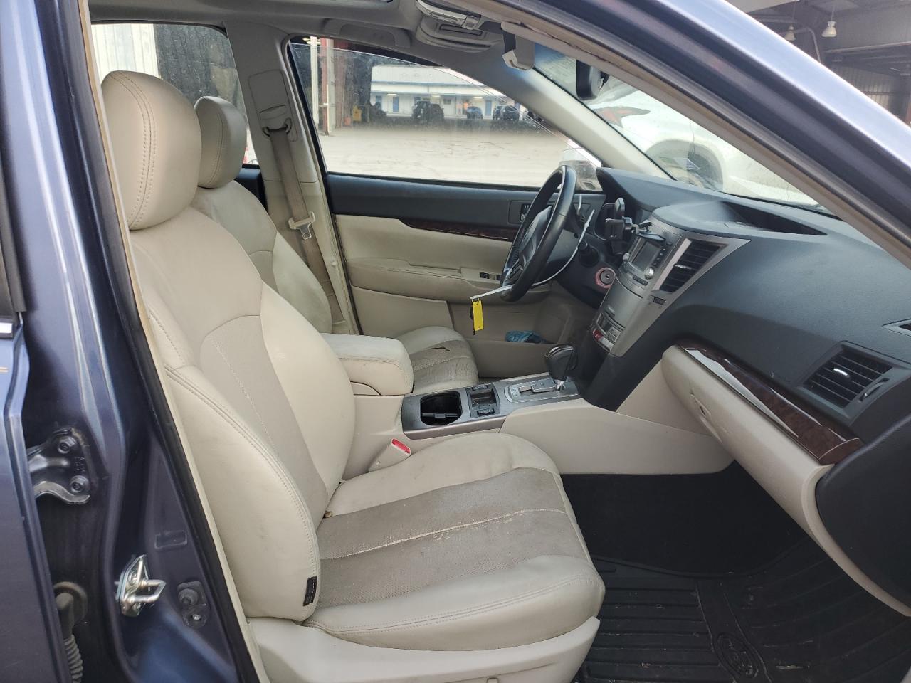 2014 Subaru Legacy - Image 7