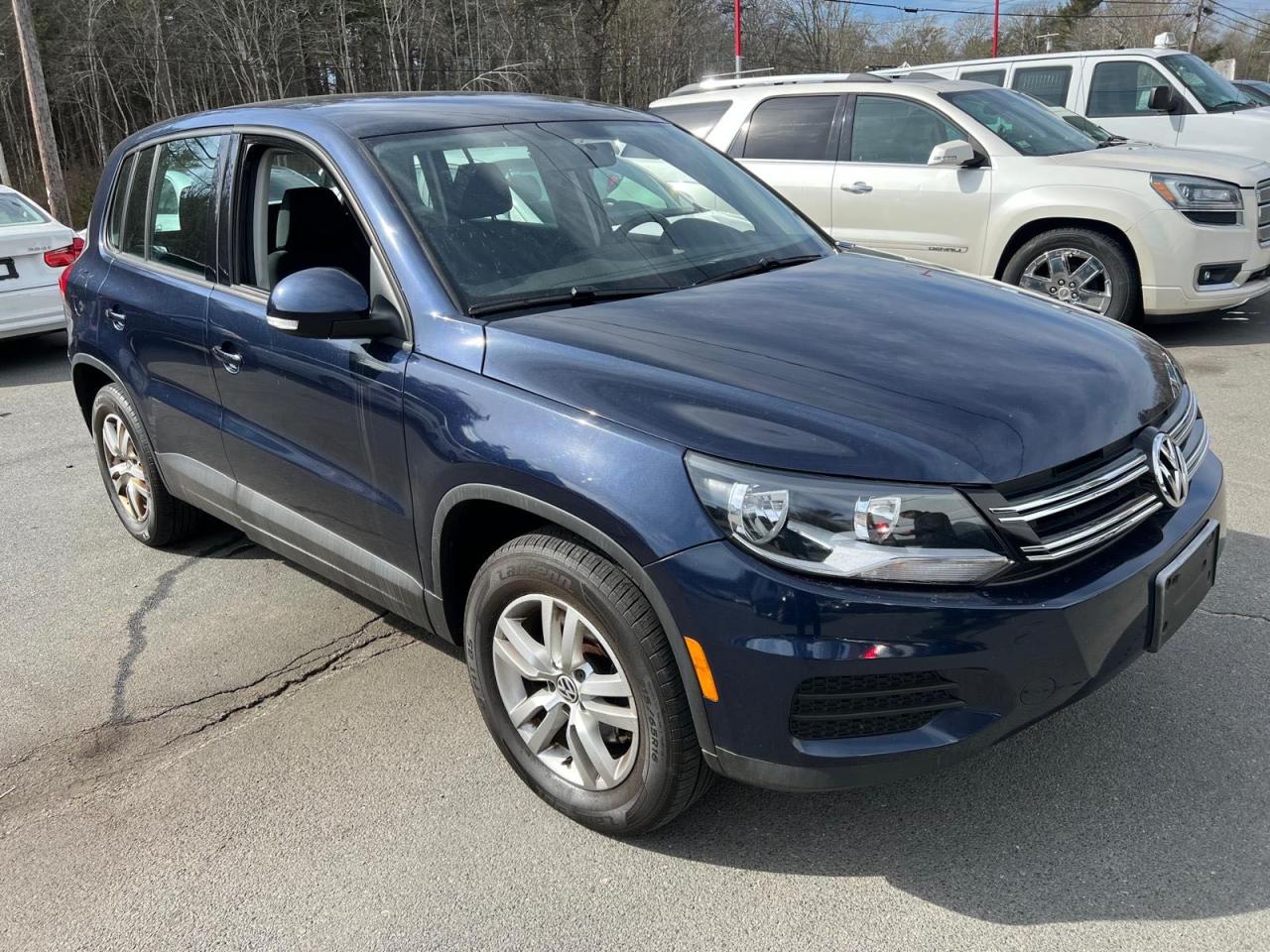 2012 Volkswagen Tiguan S zu verkaufen in Assonet, MA - Normal Wear