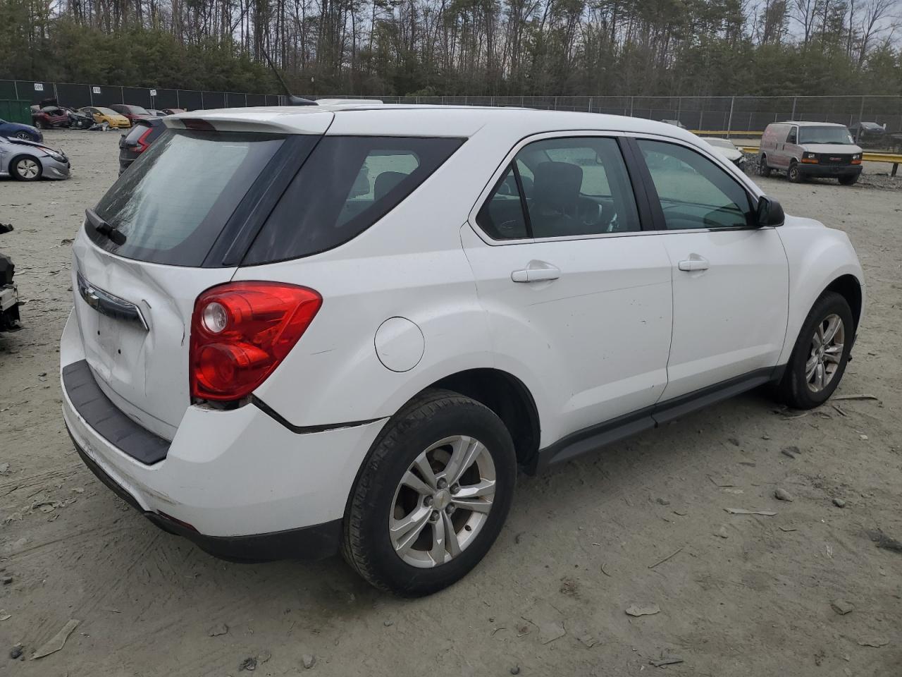 2013 Chevrolet Equinox - Image 3