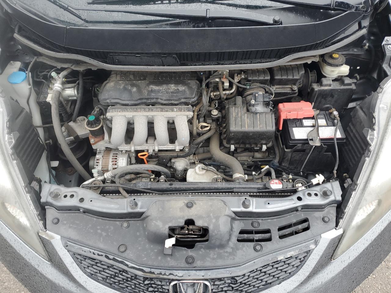 2012 Honda Fit - Image 11