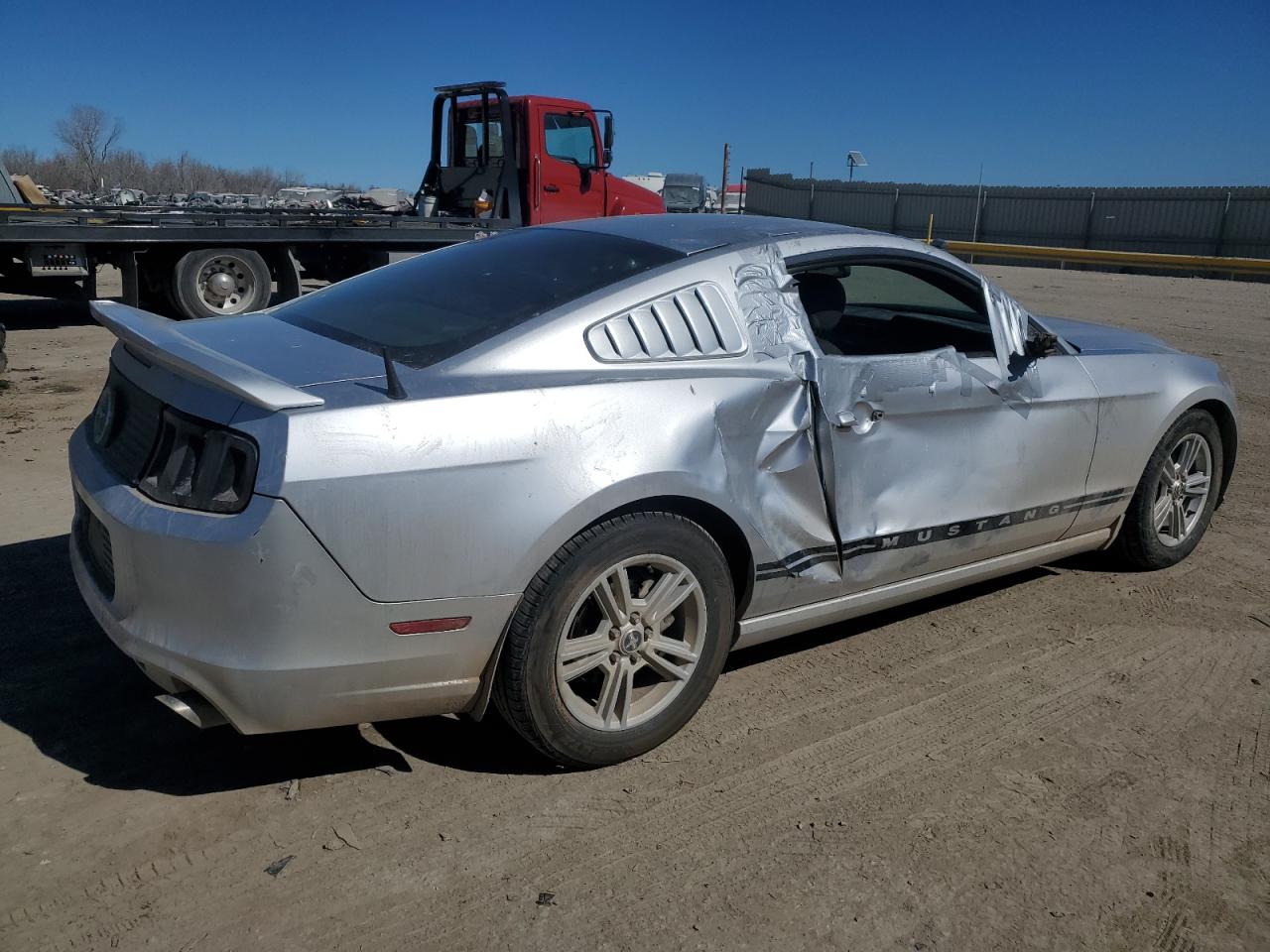 2014 Ford Mustang - Image 3