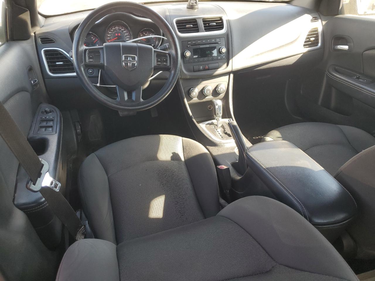 2014 Dodge Avenger - Image 8