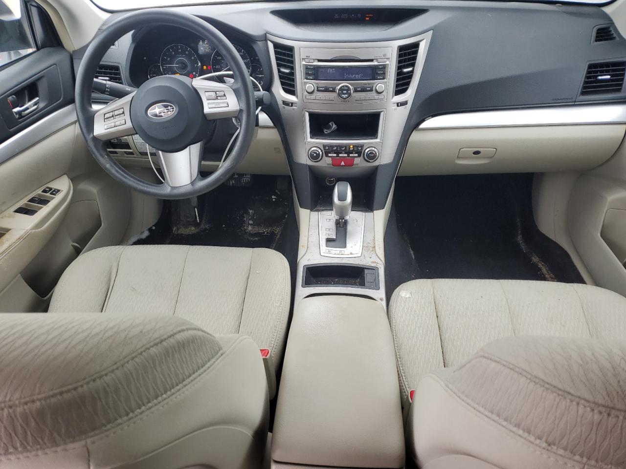 2010 Subaru Outback - Image 8