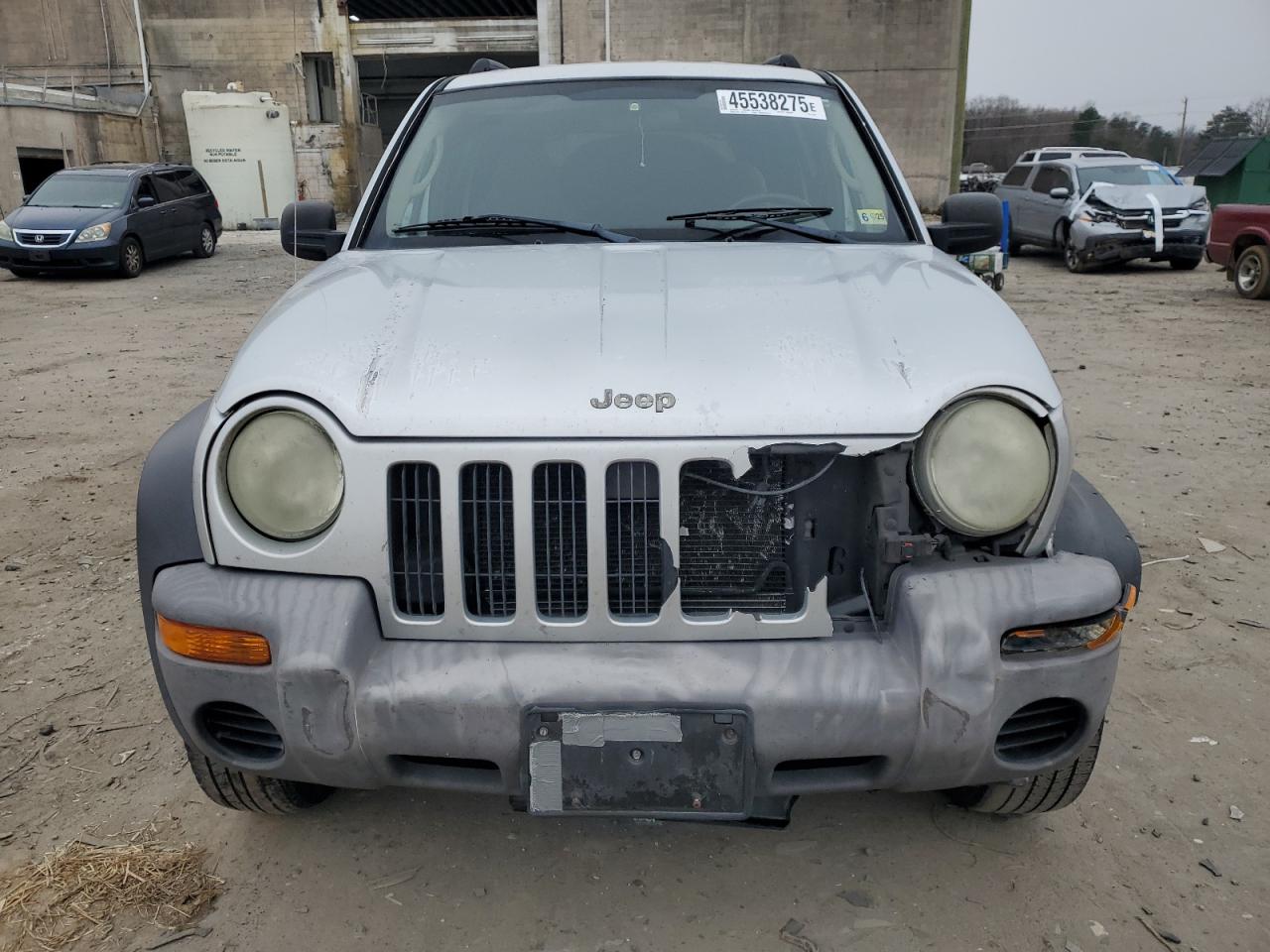 2004 Jeep Liberty (North America) - Image 5