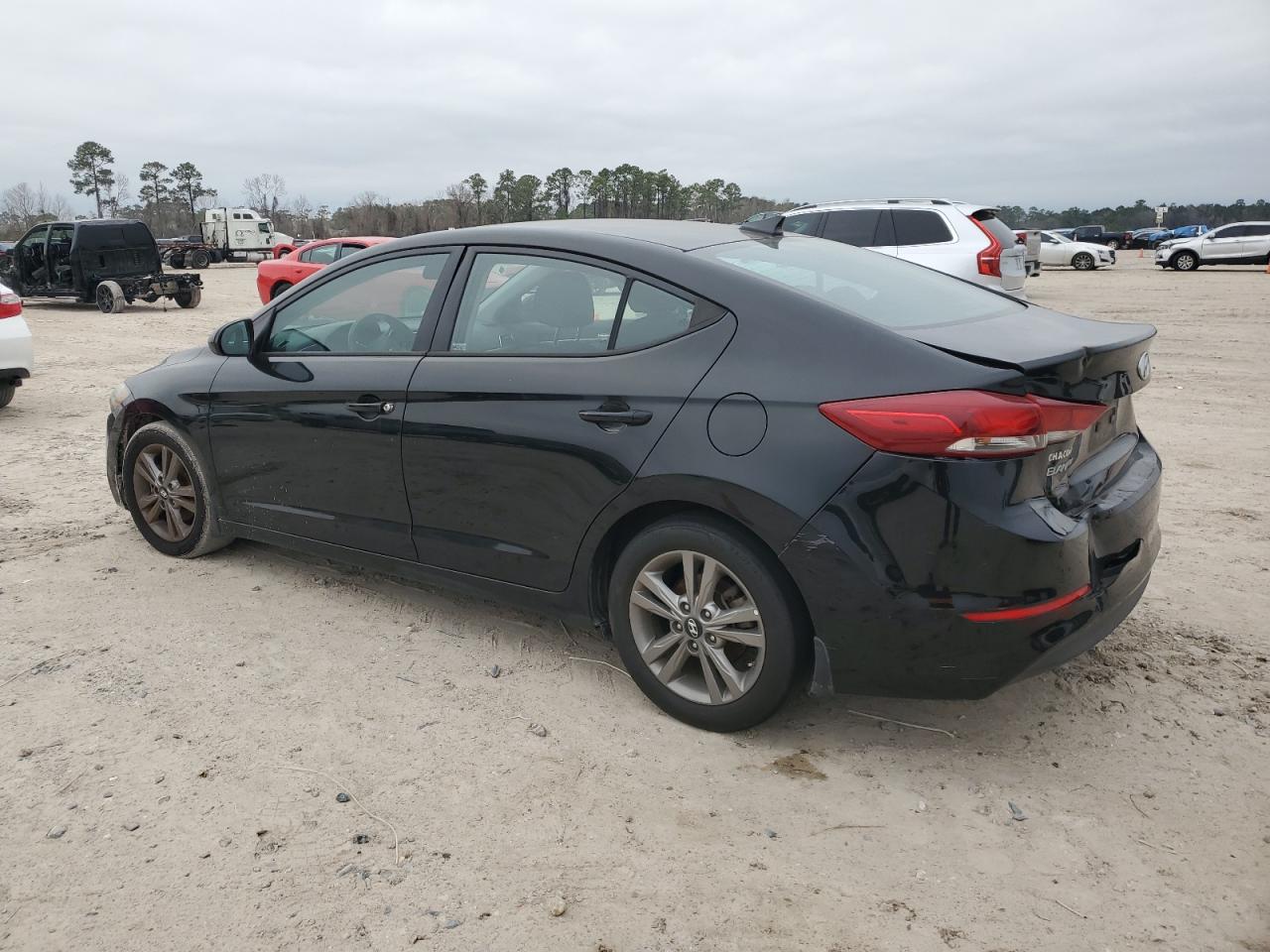 2018 Hyundai Elantra - Image 2
