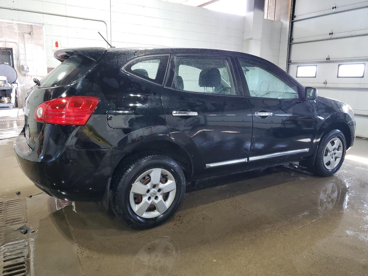 2013 Nissan Rogue - Image 3