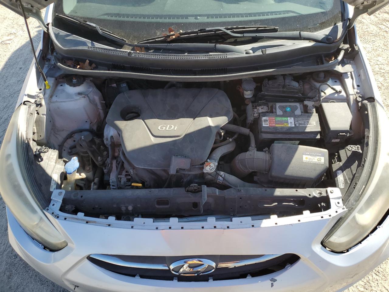 2016 Hyundai Accent - Image 11