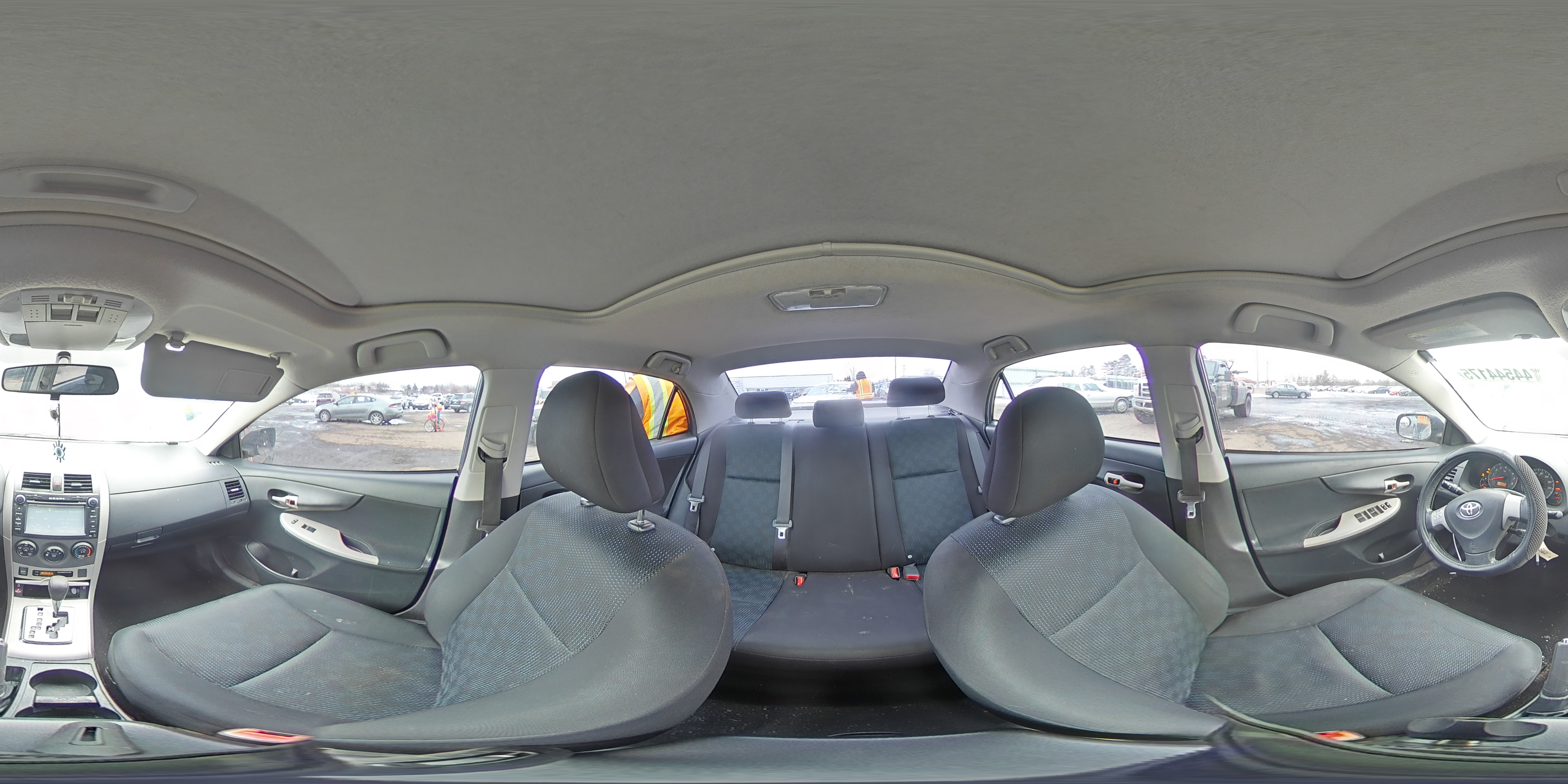 2010 Toyota Corolla - Image 13