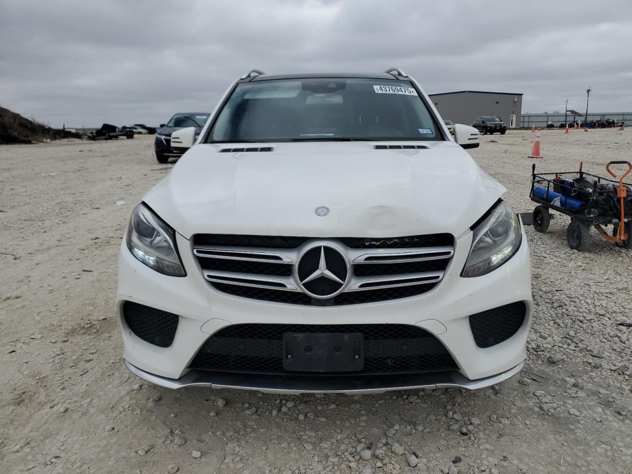 2016 Mercedes-Benz GLE - Image 5