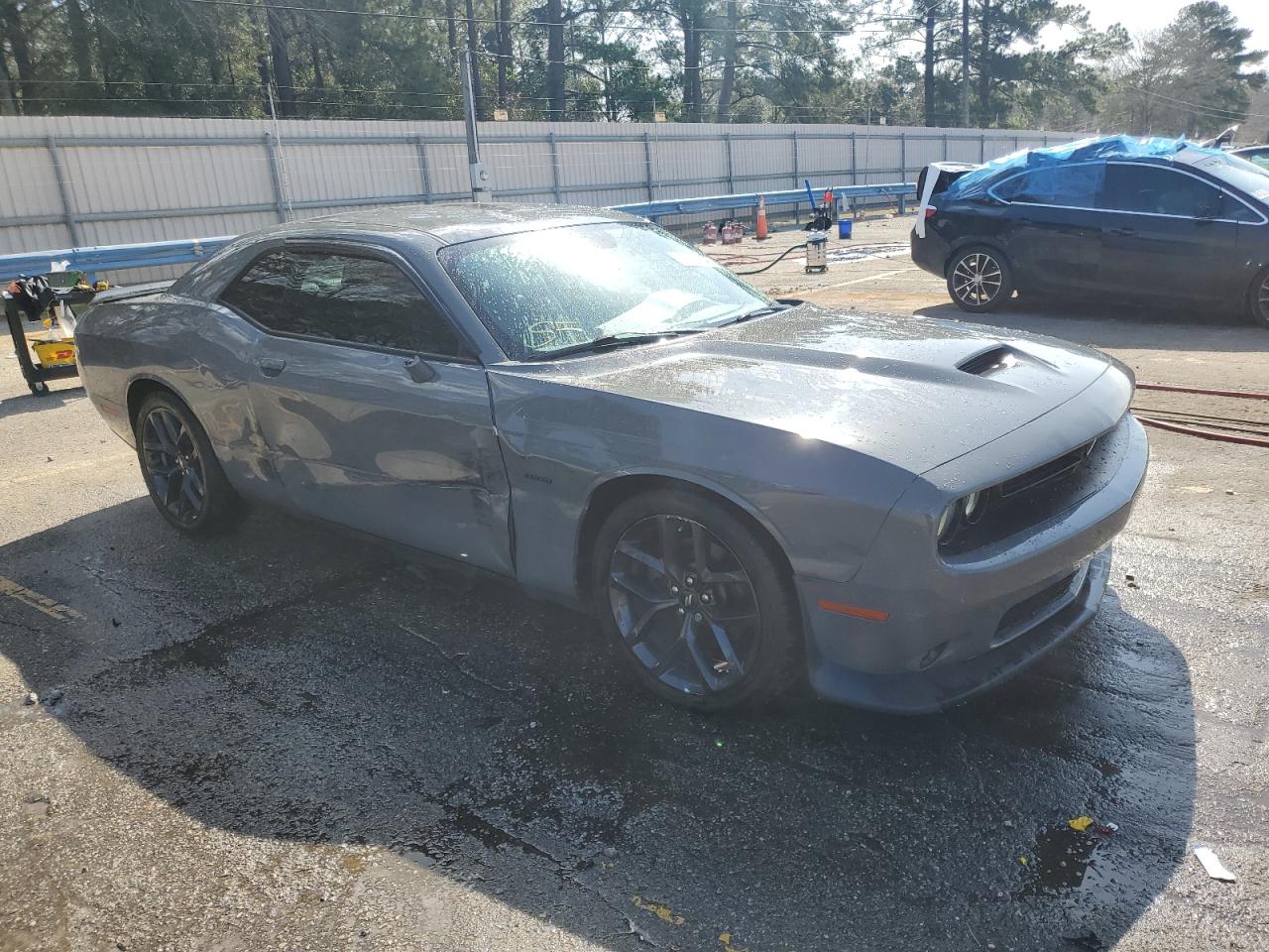 2019 Dodge Challenger - Image 4
