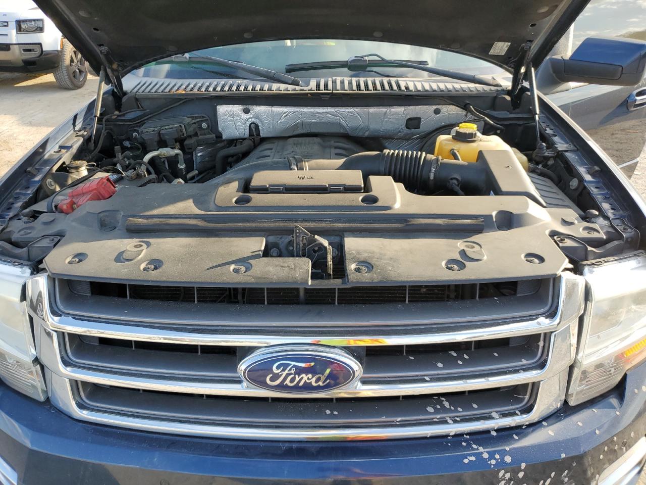 2017 Ford Expedition - Image 12