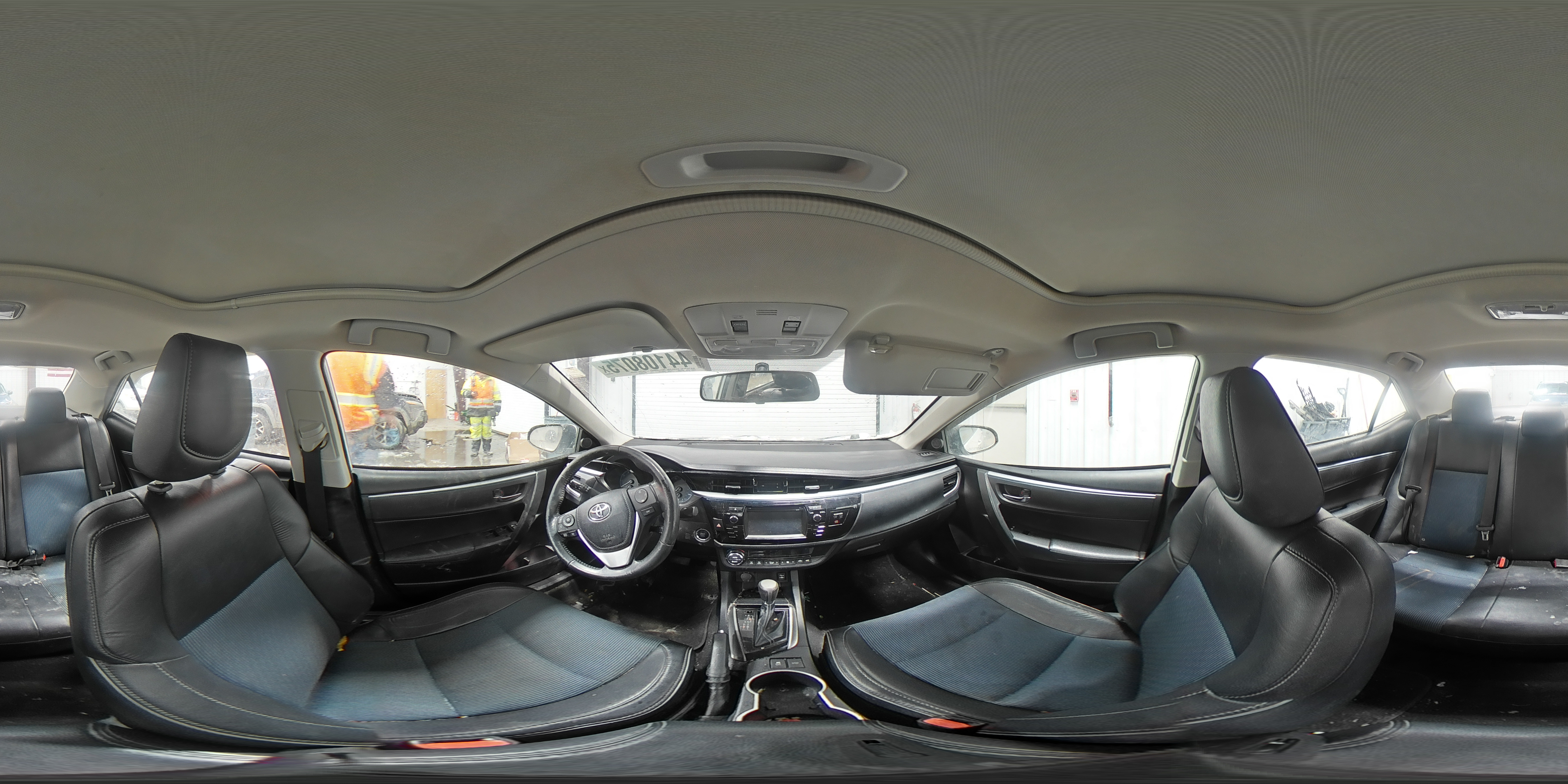 2014 Toyota Corolla - Image 13