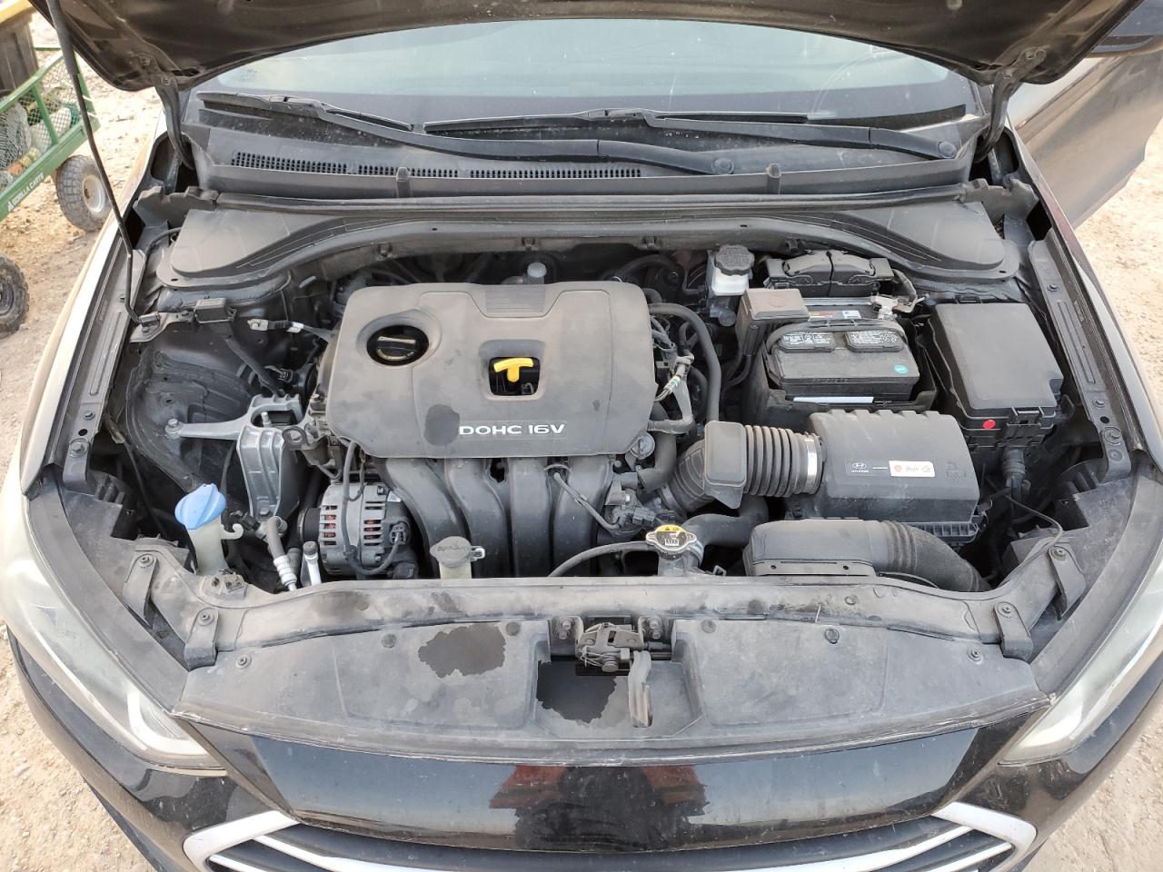 2017 Hyundai Elantra - Image 11