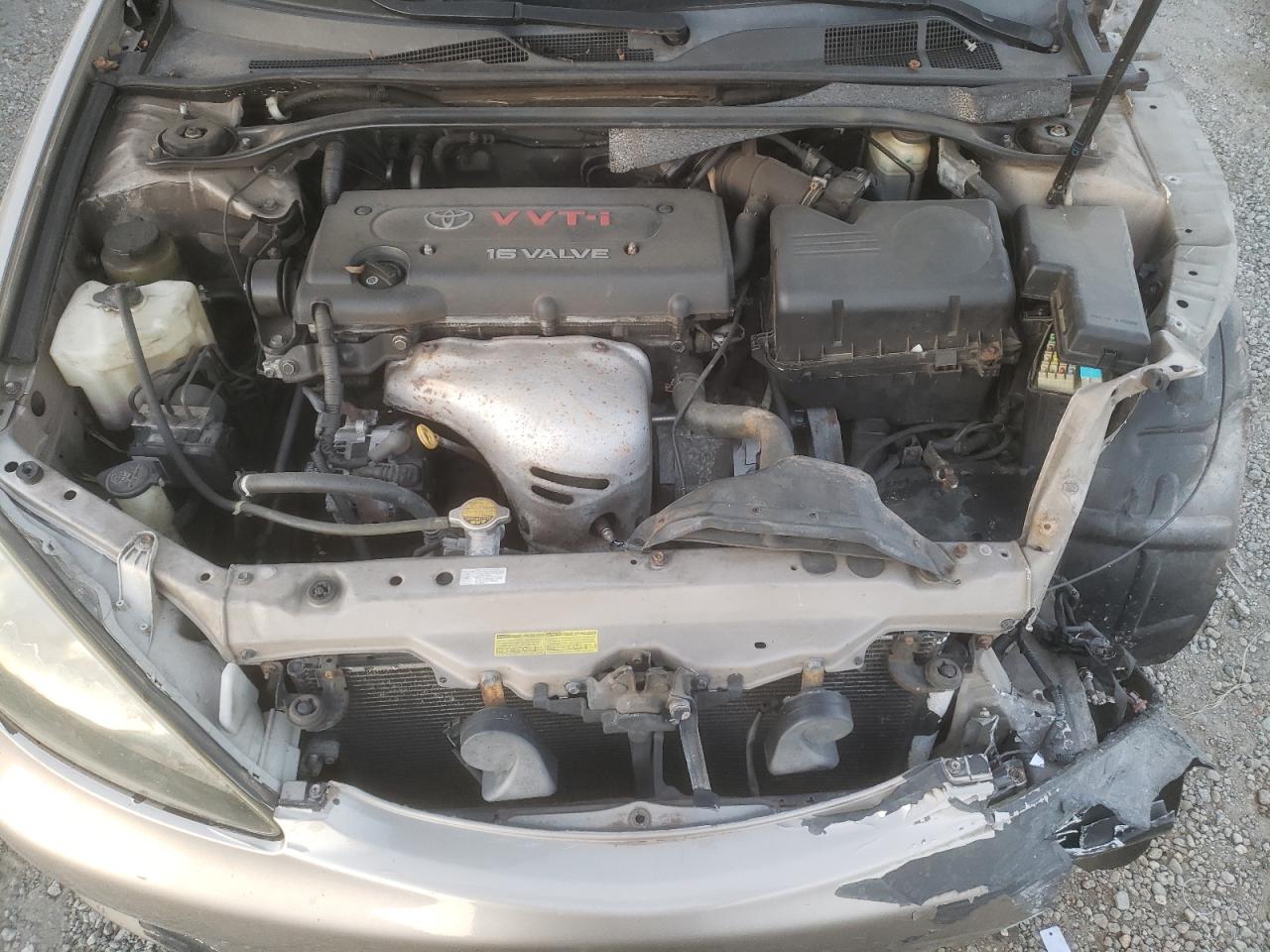 2005 Toyota Camry - Image 11
