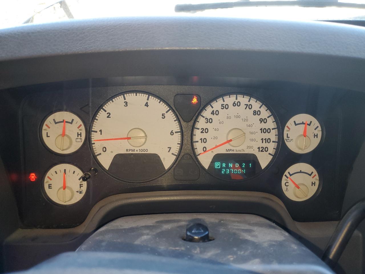 2006 Dodge RAM - Image 9