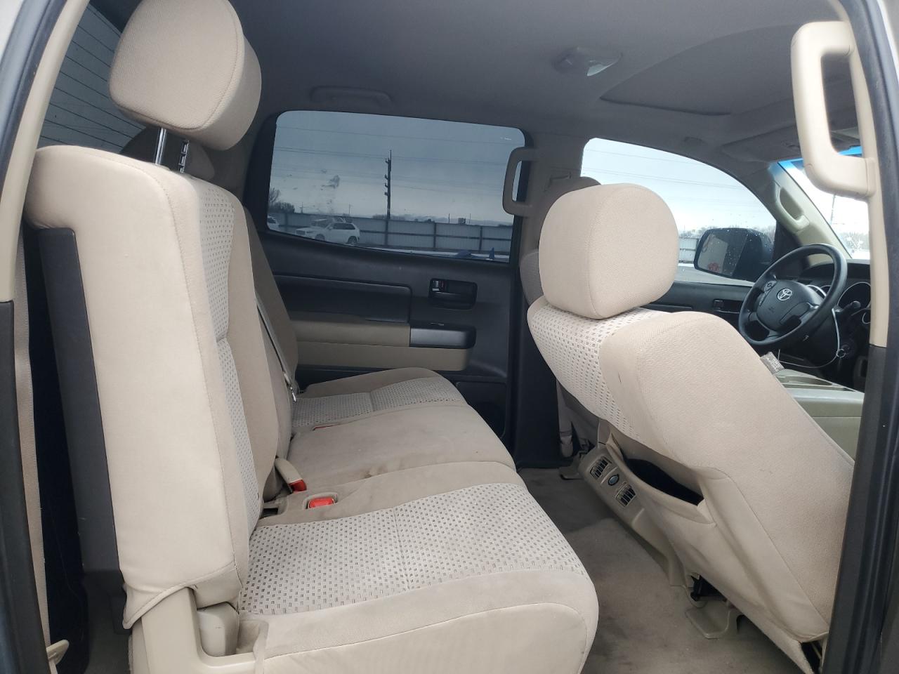2010 Toyota Tundra - Image 10