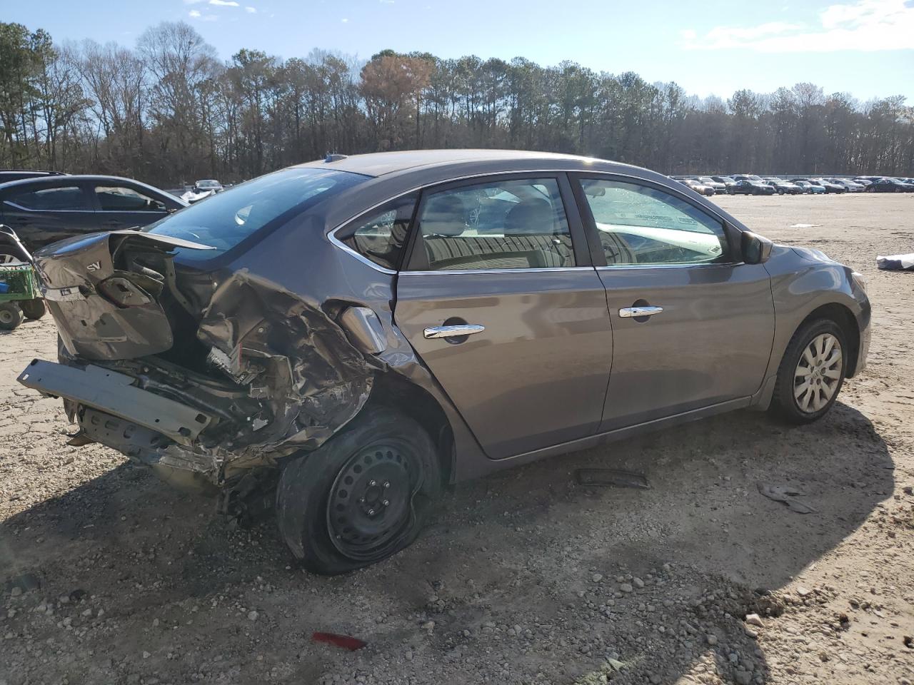 2016 Nissan Sentra - Image 3