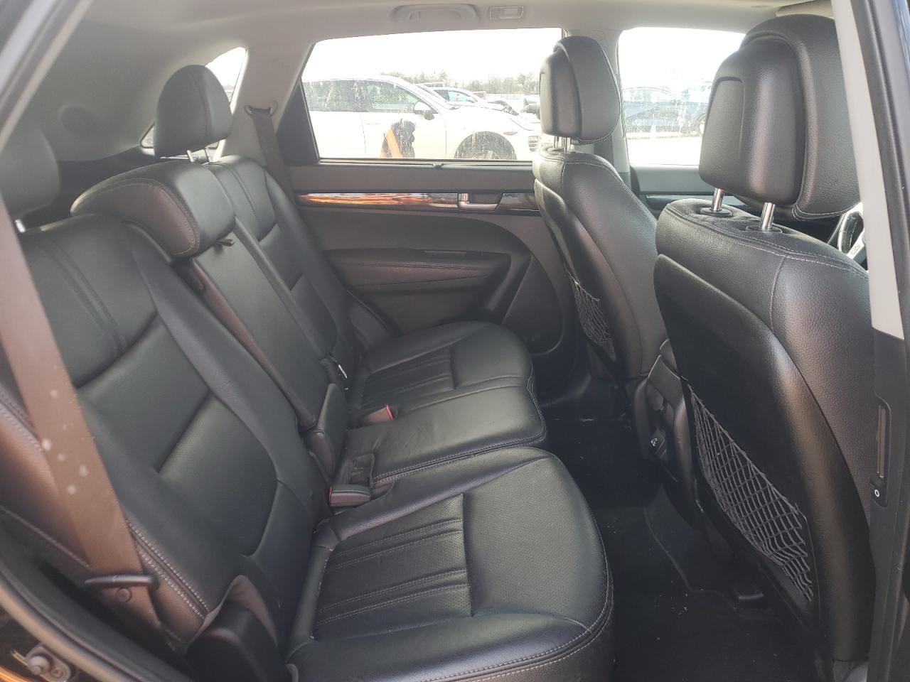 2014 Kia Sorento - Image 11