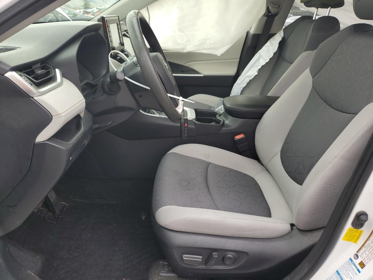 2019 Toyota RAV 4 - Image 7