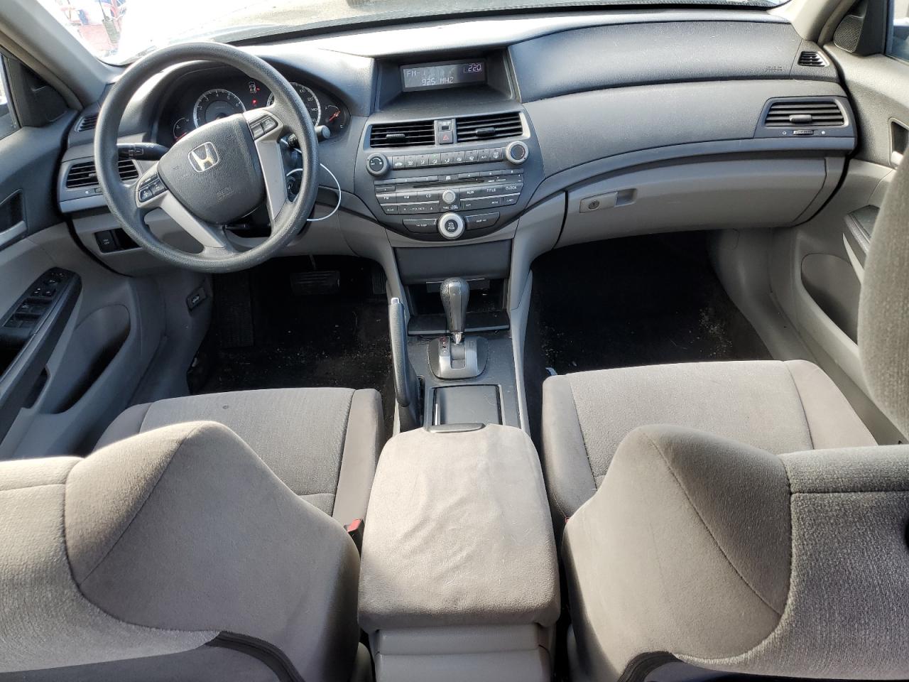 2009 Honda Accord - Image 8
