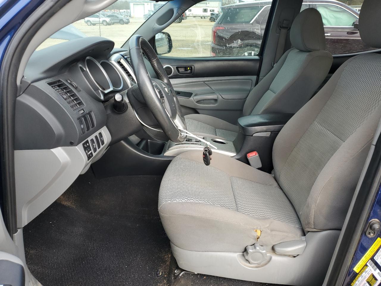 2014 Toyota Tacoma - Image 7