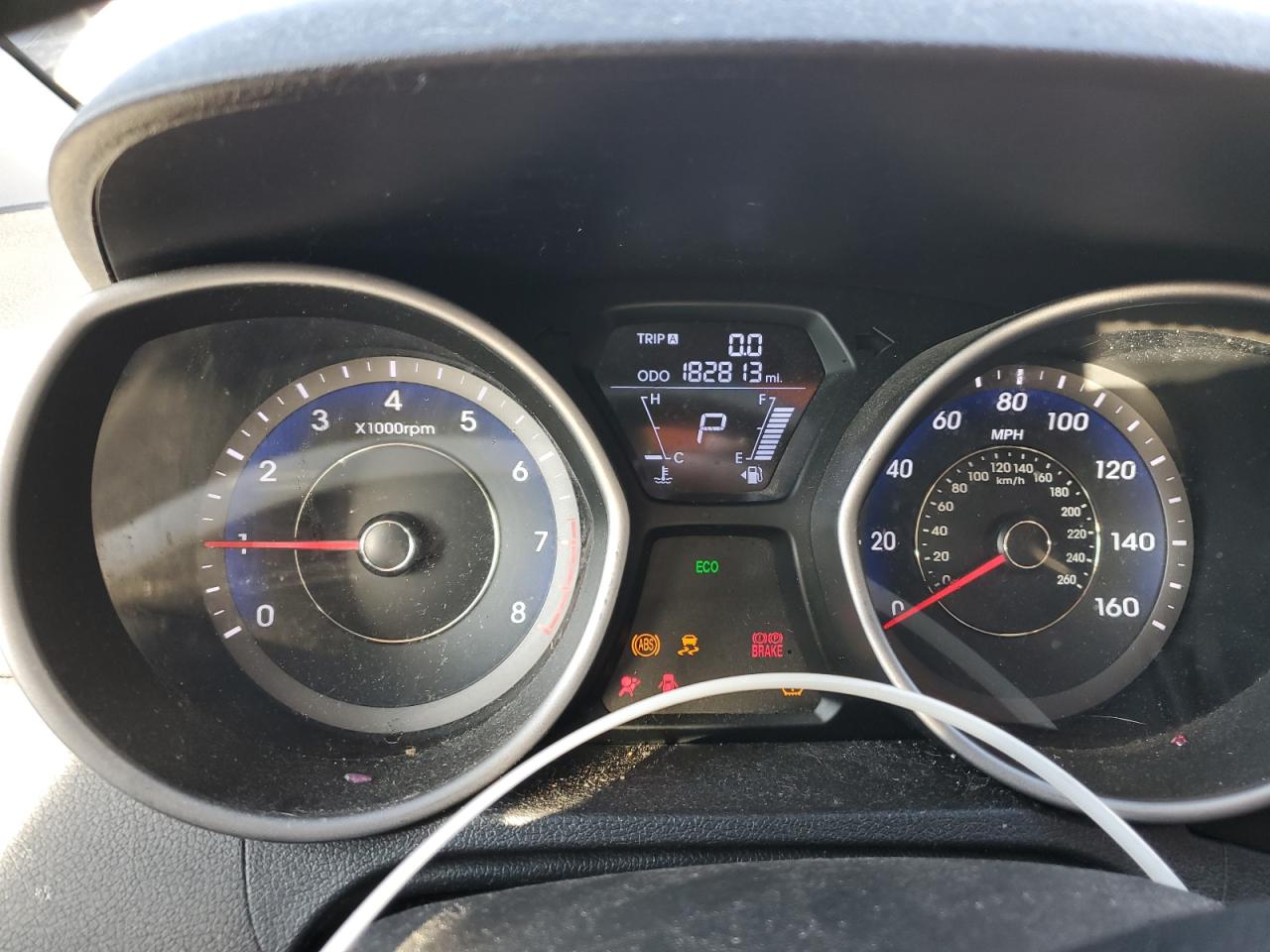2013 Hyundai Elantra - Image 9