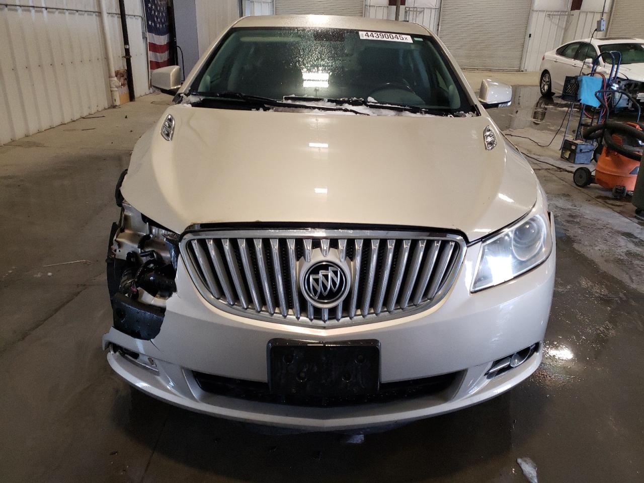 2012 Buick LaCrosse - Image 5