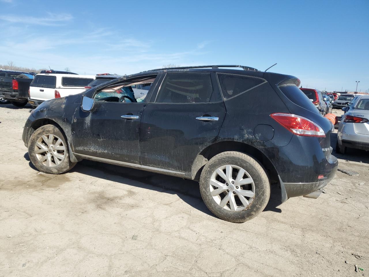 2012 Nissan Murano - Image 2