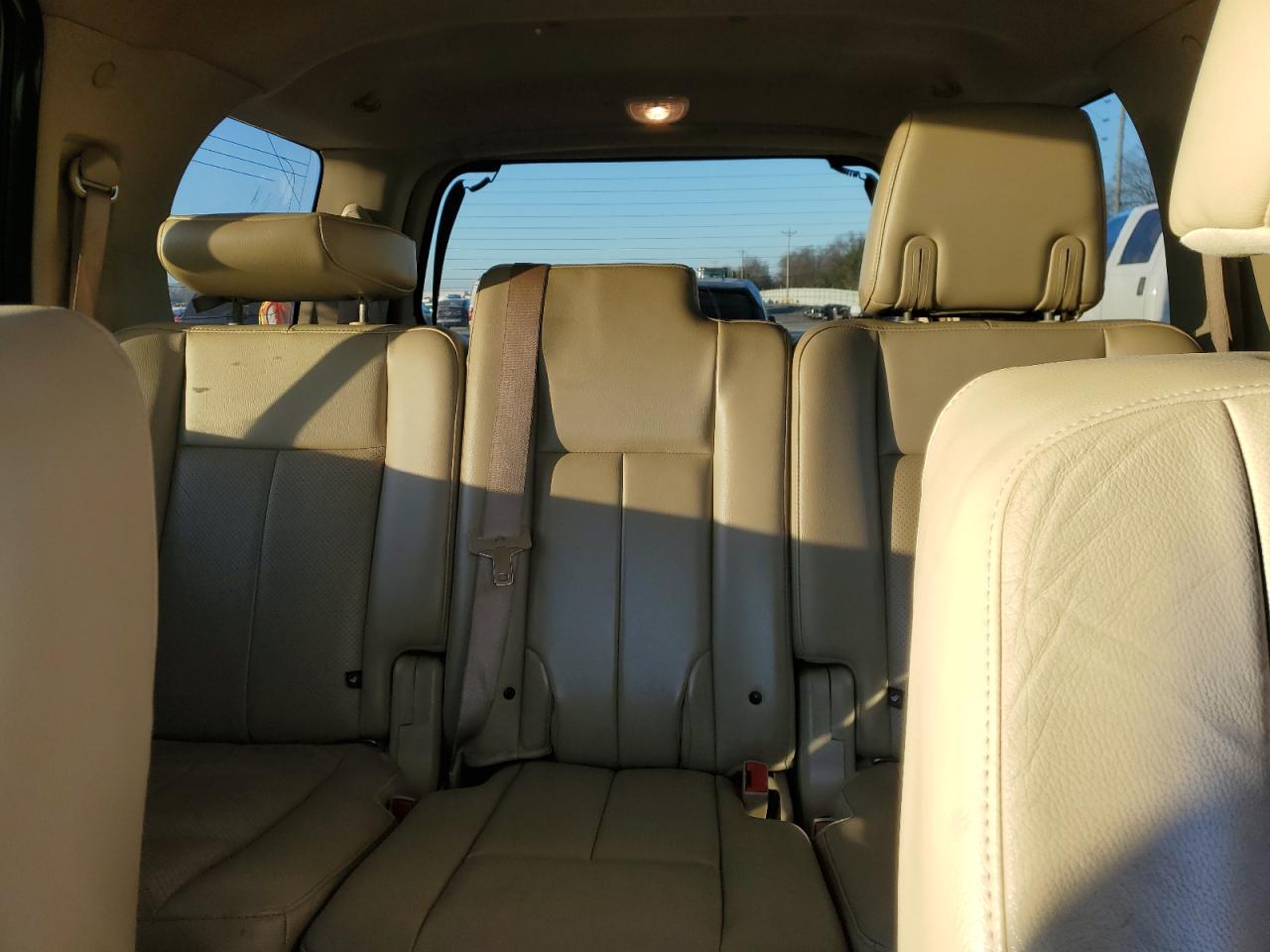2013 Ford Expedition - Image 10