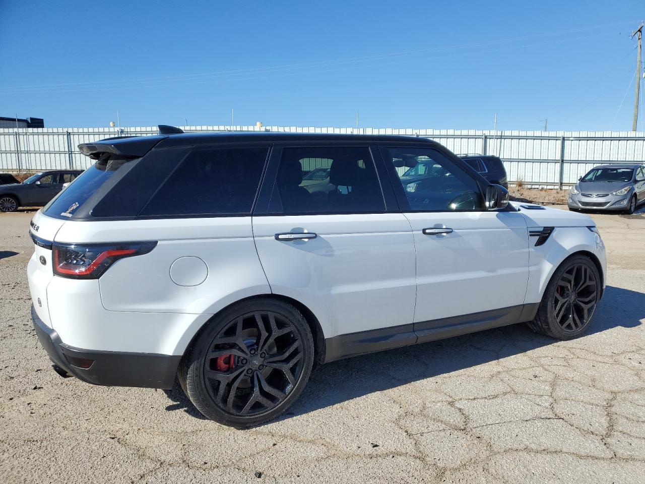 2017 Land Rover Range Rover - Image 3